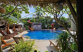 Lanta Riviera Beach Resort